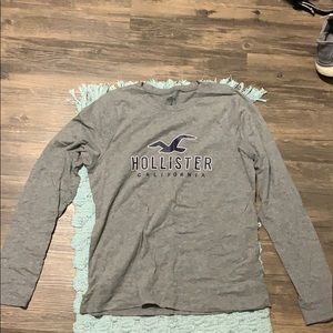 Grey long sleeve shirt